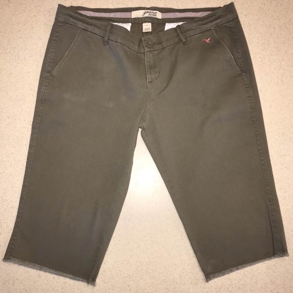 🌴3/$20 Grane Jeans Bermuda Shorts Khaki